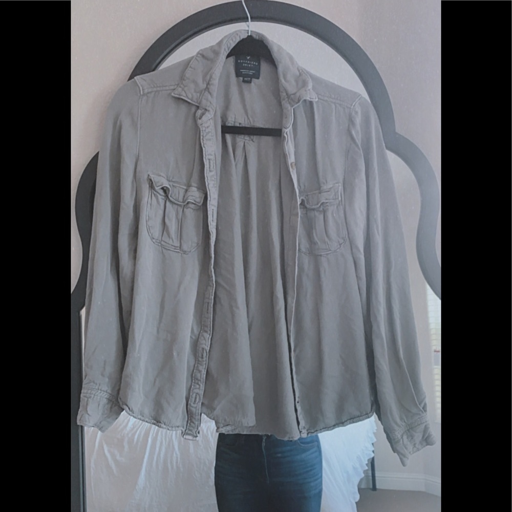 🆕 AE olive green bf shirt